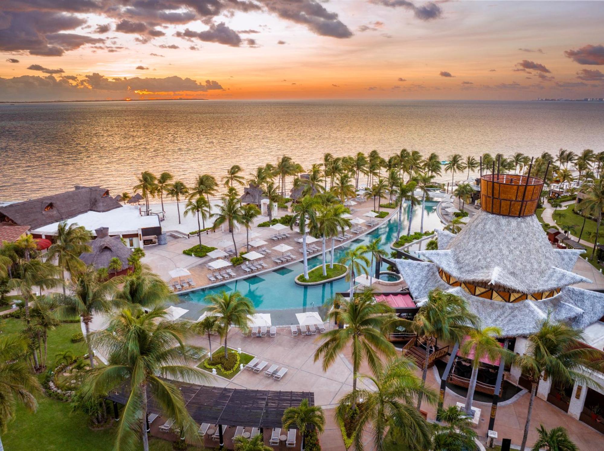 Villa Del Palmar Cancun Luxury Beach Resort & Spa Exterior photo